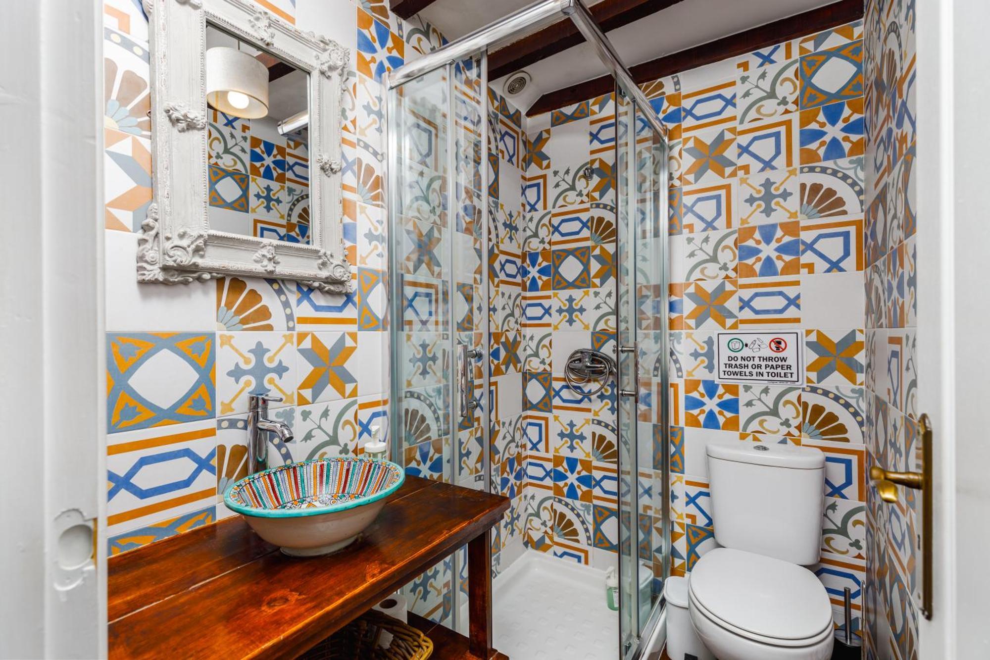 Typical Apartment Alfama-Center Lisbon Bagian luar foto