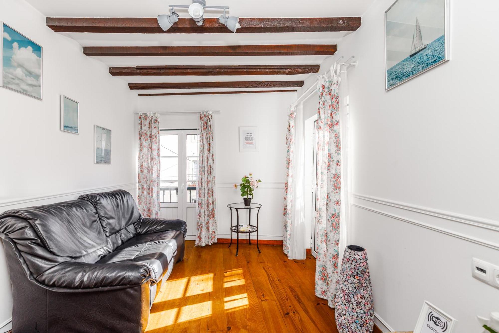Typical Apartment Alfama-Center Lisbon Bagian luar foto